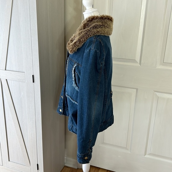 Dollhouse Removable Fur Denim Jacket Sz 2X - Picture 3 of 16